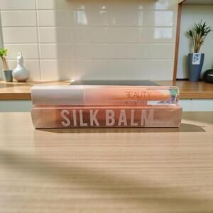 HUDA Beauty Hydra Plumping Lip Balm - Honey Kiss #27